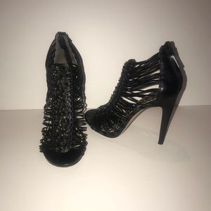 Dazzling chic black on the town heels